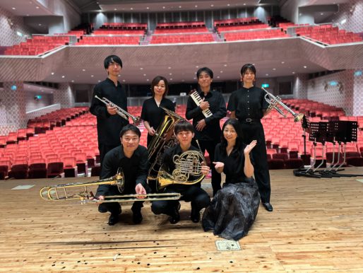 トラベル・ブラス・クインテット+　メンバー集合写真